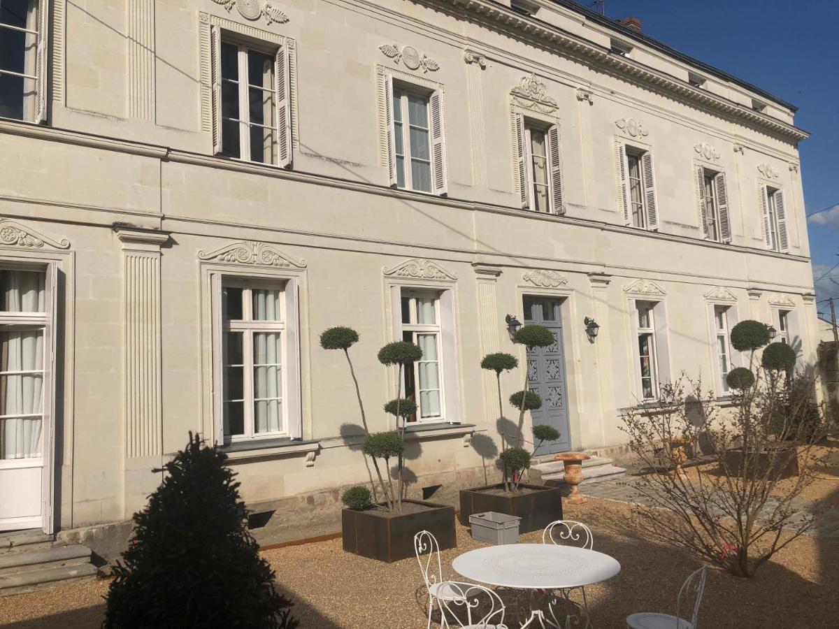 Aux Marquises Hotel Saumur Bagian luar foto
